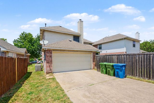 5645 Norris Drive, The Colony, TX 75056
