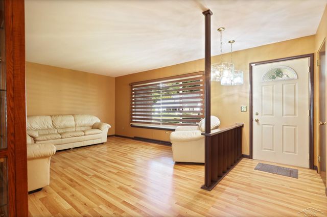 3565 E Diamondale Drive, Bridgeport Twp, MI 48601