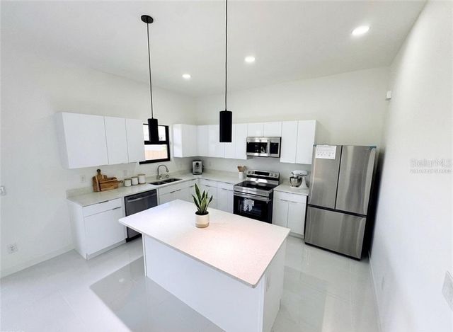 4206 NW 32ND LANE, Cape Coral, FL 33993