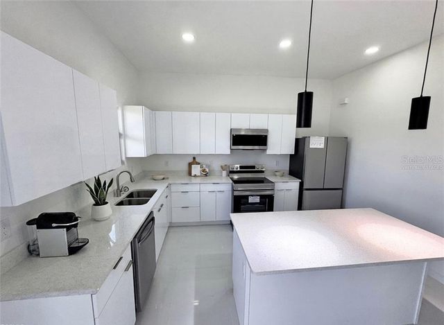 4206 NW 32ND LANE, Cape Coral, FL 33993