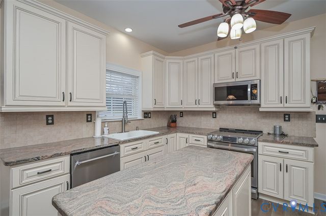 10405 Brickerton Dr, Mechanicsville, VA 23116