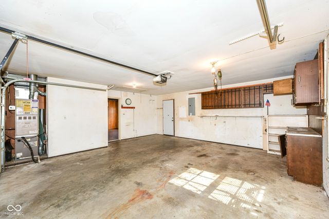 9560 Mercury Drive, Indianapolis, IN 46229