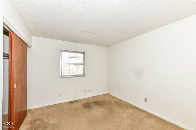 9560 Mercury Drive, Indianapolis, IN 46229