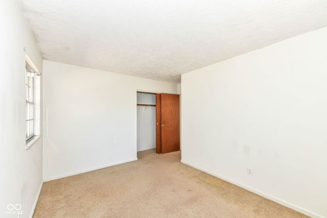 9560 Mercury Drive, Indianapolis, IN 46229