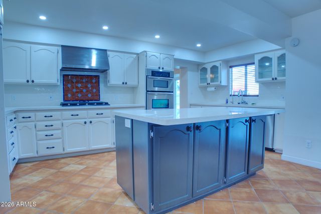 15 W PASADENA Avenue, Phoenix, AZ 85013