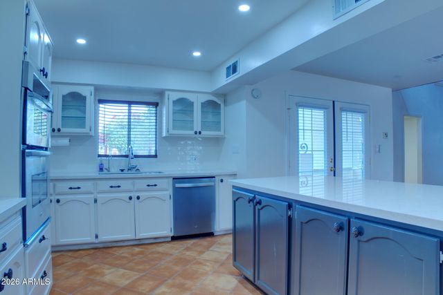 15 W PASADENA Avenue, Phoenix, AZ 85013