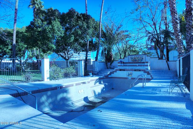 15 W PASADENA Avenue, Phoenix, AZ 85013