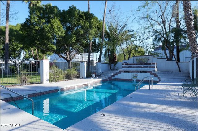 15 W PASADENA Avenue, Phoenix, AZ 85013