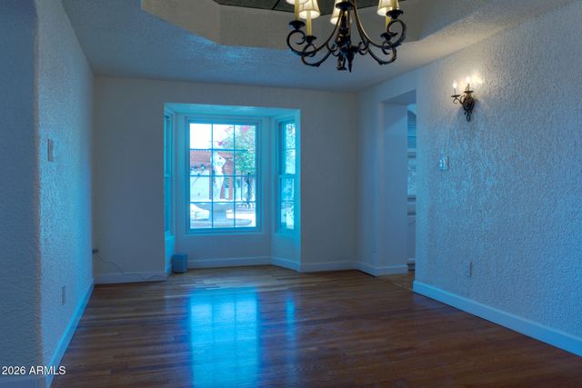 15 W PASADENA Avenue, Phoenix, AZ 85013