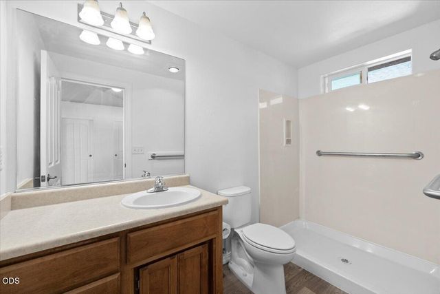 129 Cottonwood Drive, Eagle Point, OR 97524