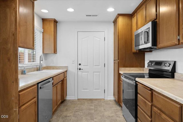 129 Cottonwood Drive, Eagle Point, OR 97524