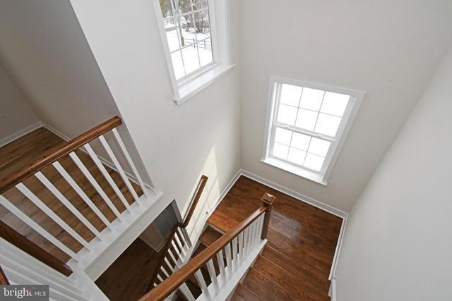 208 SCHWENK RD, Perkiomenville, PA 18074