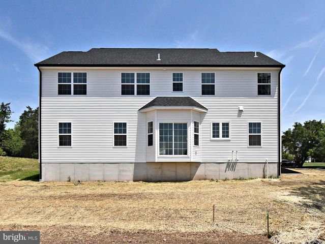 208 SCHWENK RD, Perkiomenville, PA 18074