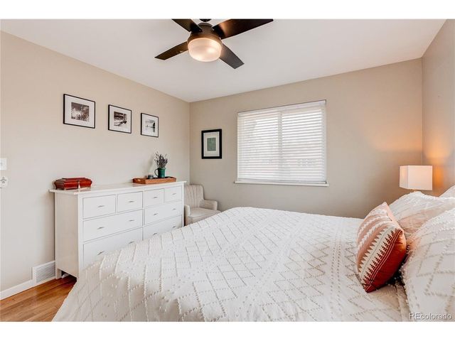 480 E Briarwood Dr, Centennial, CO 80122