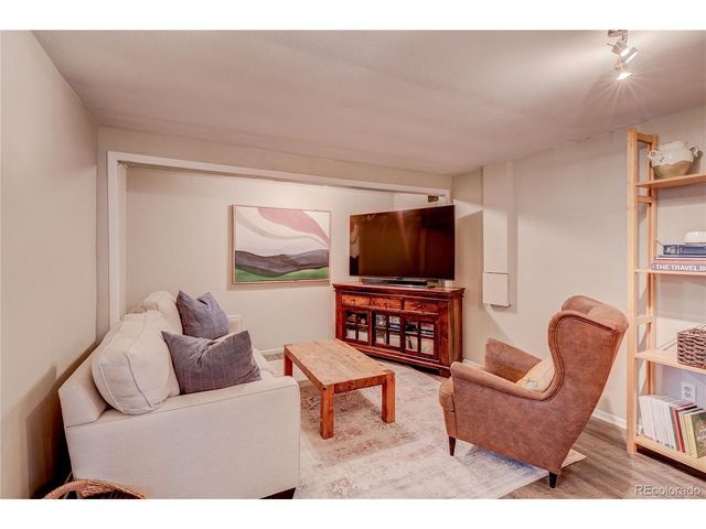 480 E Briarwood Dr, Centennial, CO 80122