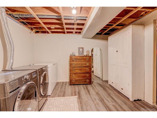 480 E Briarwood Dr, Centennial, CO 80122