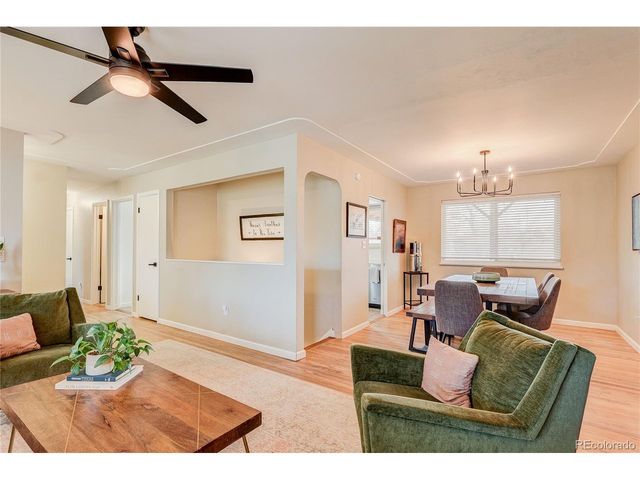 480 E Briarwood Dr, Centennial, CO 80122