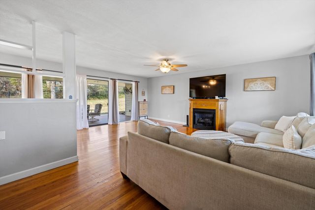 841 Belvoir Crest Drive, Chattanooga, TN 37412