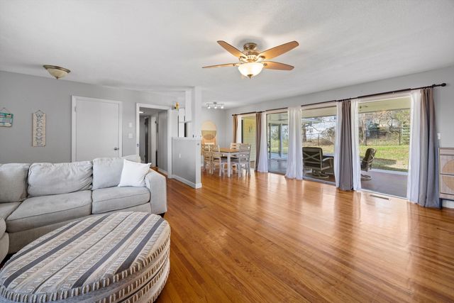 841 Belvoir Crest Drive, Chattanooga, TN 37412