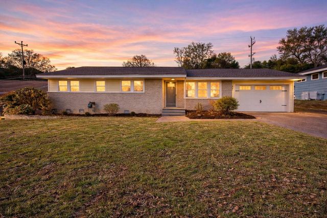 841 Belvoir Crest Drive, Chattanooga, TN 37412