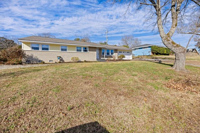 841 Belvoir Crest Drive, Chattanooga, TN 37412