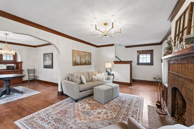 1749 Hamline Avenue N, Falcon Heights, MN 55113
