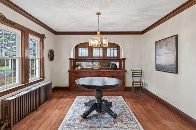 1749 Hamline Avenue N, Falcon Heights, MN 55113