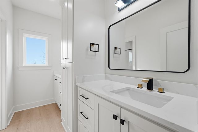 982 Fern Ridge Rd, Sherwood, AR 72120