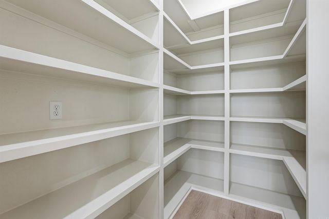 982 Fern Ridge Rd, Sherwood, AR 72120