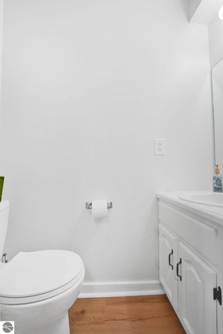 2525 Five Mile Road, Traverse City, MI 49686