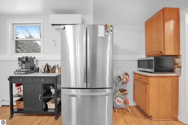 2525 Five Mile Road, Traverse City, MI 49686