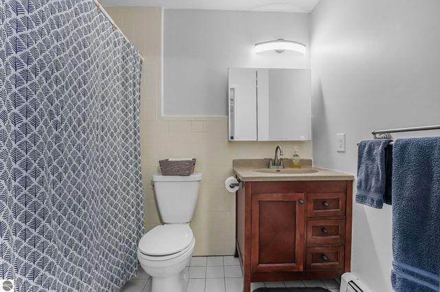 2525 Five Mile Road, Traverse City, MI 49686