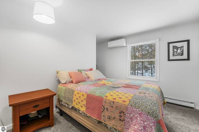 2525 Five Mile Road, Traverse City, MI 49686