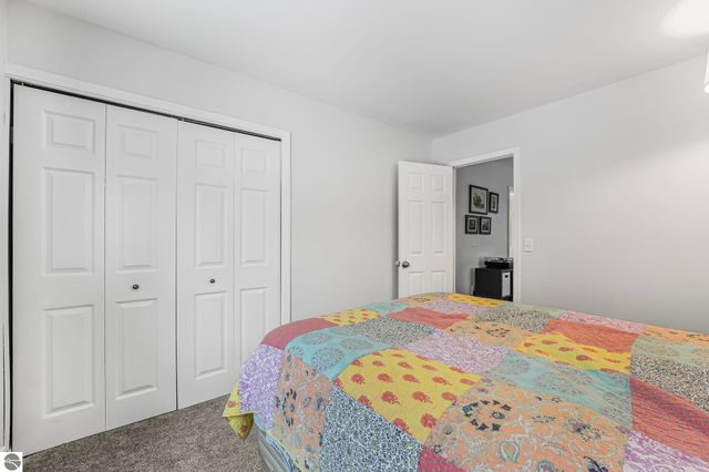 2525 Five Mile Road, Traverse City, MI 49686