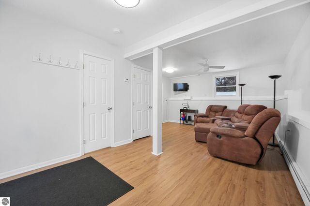 2525 Five Mile Road, Traverse City, MI 49686