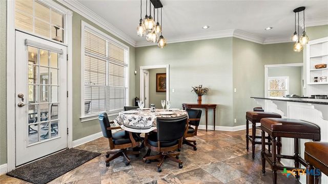 948 Upper Elgin River Road, Elgin, TX 78621