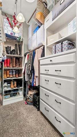 948 Upper Elgin River Road, Elgin, TX 78621