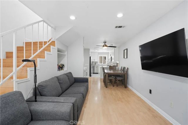 334 S Walnut 13, Brea, CA 92821