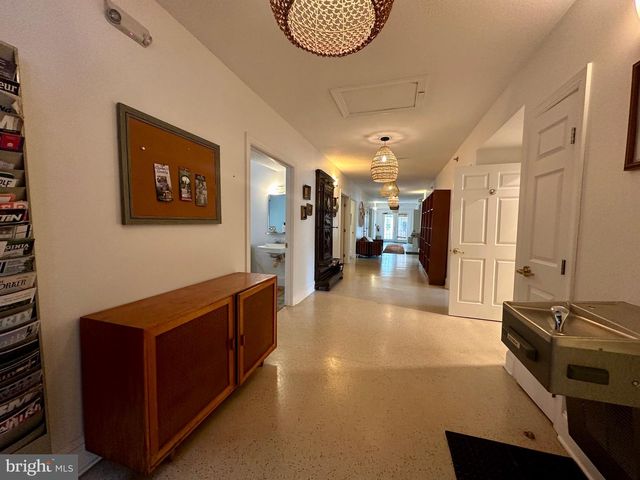 210 W MAIN ST, Berryville, VA 22611