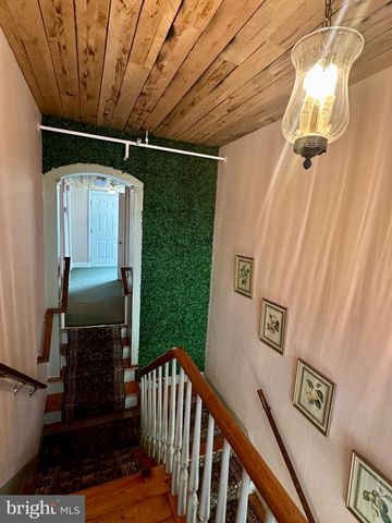 210 W MAIN ST, Berryville, VA 22611