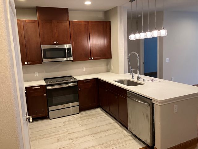 1220 W Trinity Mills Road 5009, Carrollton, TX 75006