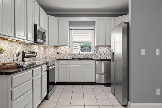 803 Fairview Avenue, Chattanooga, TN 37403