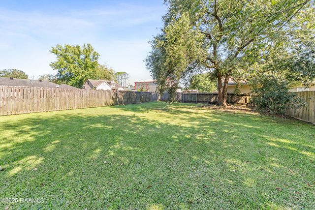 307 Ash Street, New Iberia, LA 70563