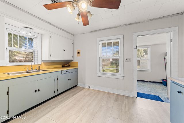 307 Ash Street, New Iberia, LA 70563