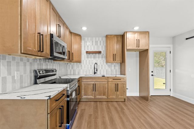 2837 Elsie Faye Heggins Street, Dallas, TX 75215