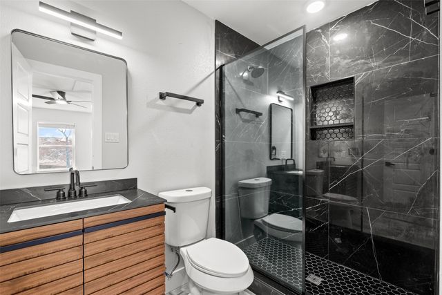 2837 Elsie Faye Heggins Street, Dallas, TX 75215