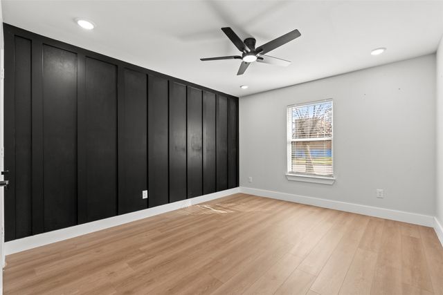 2837 Elsie Faye Heggins Street, Dallas, TX 75215