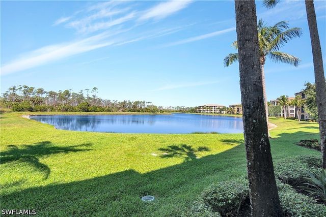 9719 Acqua CT 214, Naples, FL 34113