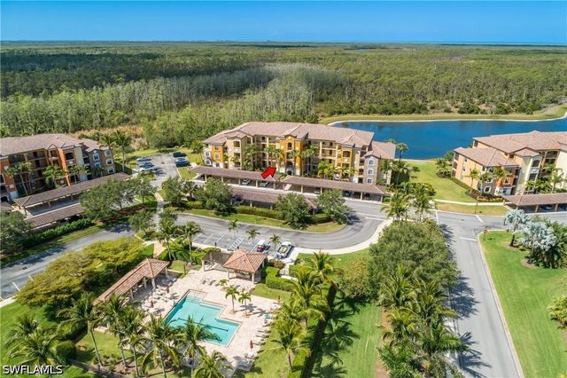 9719 Acqua CT 214, Naples, FL 34113