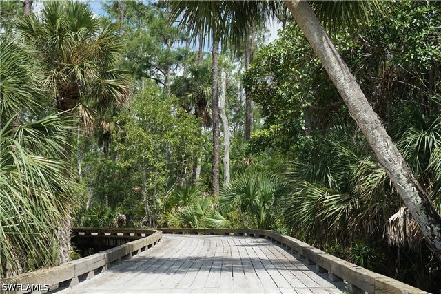 9719 Acqua CT 214, Naples, FL 34113
